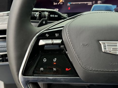 New 2025 Cadillac Escalade IQ Sport 2 w/ LPO, ONYX Package image 19