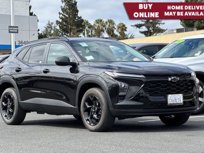 Used 2026 Chevrolet Trax LT w/ Midnight Edition