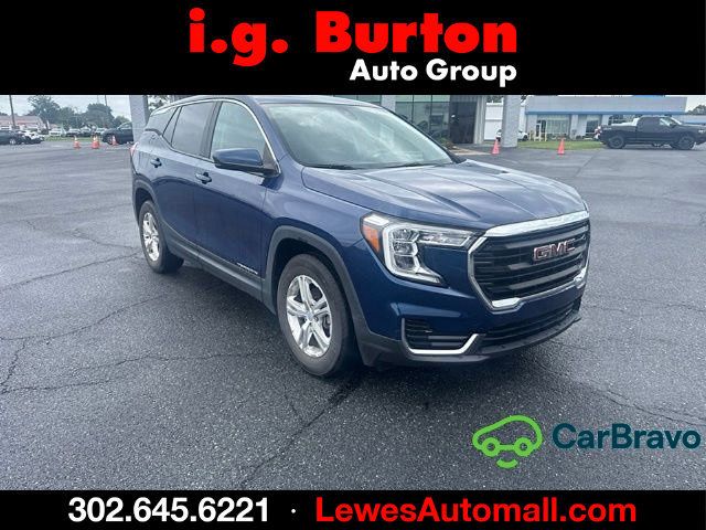 Used 2022 GMC Terrain SLE FWD image 1