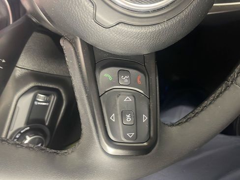 Used 2023 Jeep Gladiator Sport AWD/4WD image 20