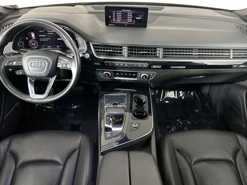 Used 2018 Audi Q7 3.0T Prestige w/ Prestige Package AWD/4WD image 12