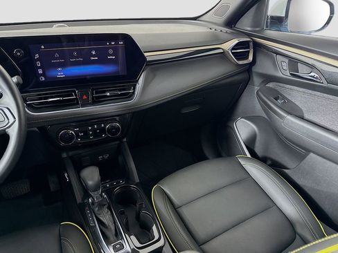 Used 2025 Chevrolet TrailBlazer ACTIV w/ Convenience Package image 21