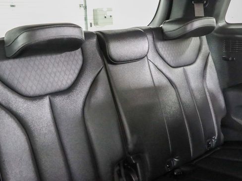 Used 2022 Hyundai Palisade SEL w/ Premium Package FWD image 30