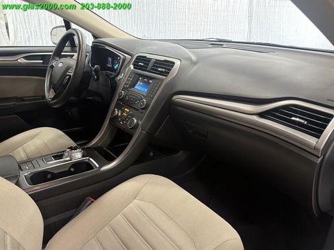Used 2018 Ford Fusion S FWD image 5