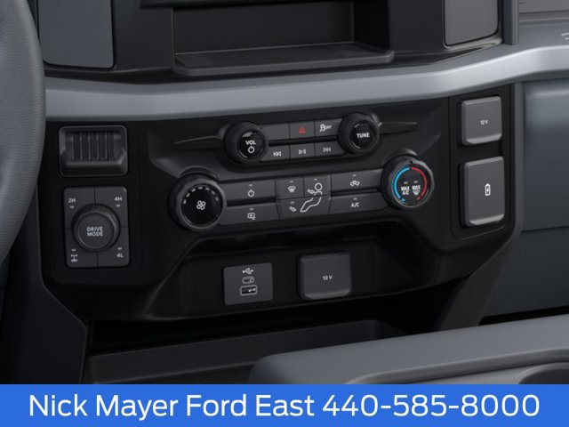 New 2026 Ford F350 XL w/ XL Chrome Package AWD/4WD image 17