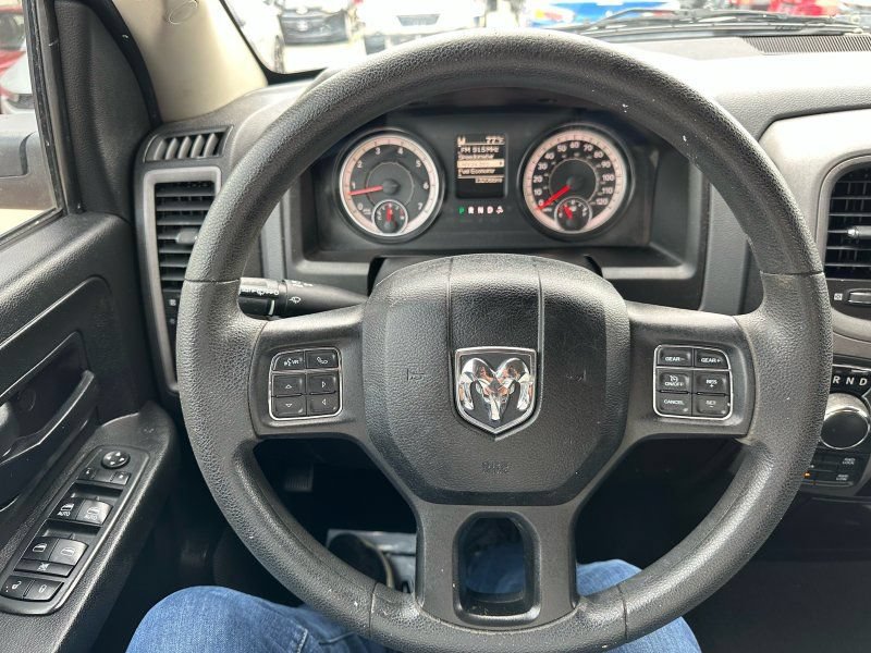 Used 2018 RAM 1500 Express AWD/4WD image 20