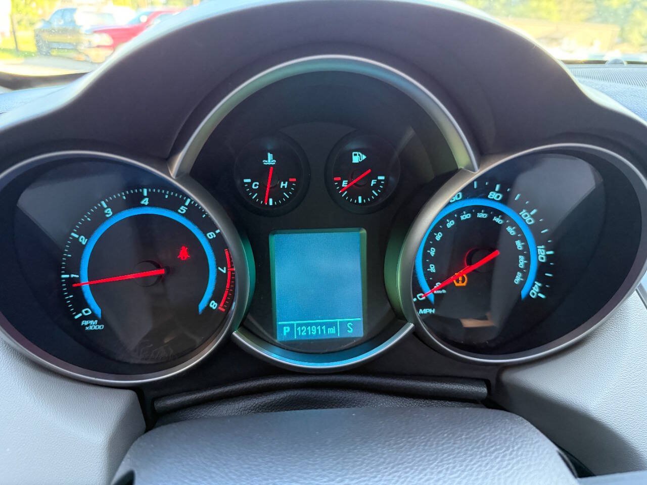 Used 2015 Chevrolet Cruze LS FWD image 22