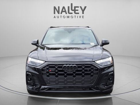 Used 2023 Audi SQ5 Prestige w/ Prestige Package image 9