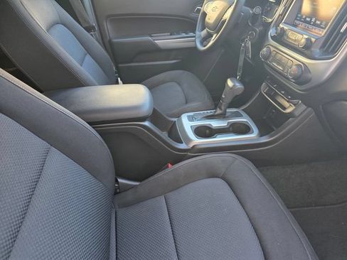 Used 2016 Chevrolet Colorado LT w/ LT Convenience Package RWD image 20
