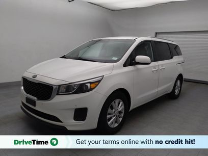 Used 2017 Kia Sedona LX w/ LX Essentials Premium Package