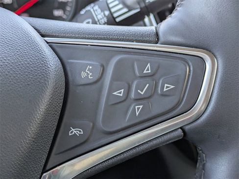 Used 2024 Chevrolet Equinox Premier image 29