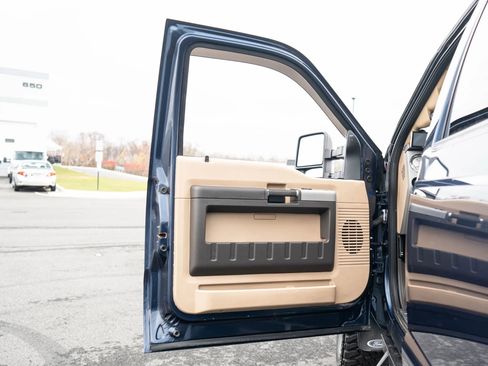 Used 2013 Ford F350 Lariat w/ Chrome Pkg image 39