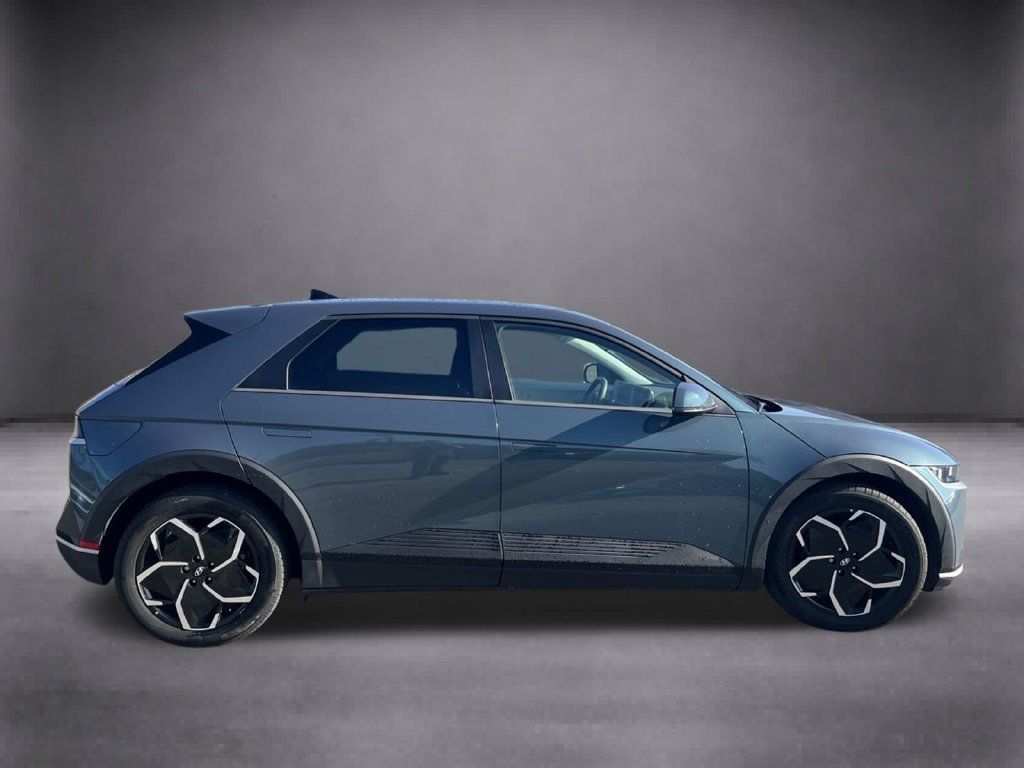 Certified 2024 Hyundai Ioniq 5 SEL RWD image 9