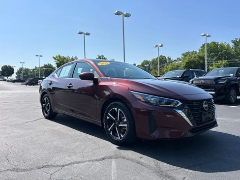 Used 2024 Nissan Sentra SV FWD image 4