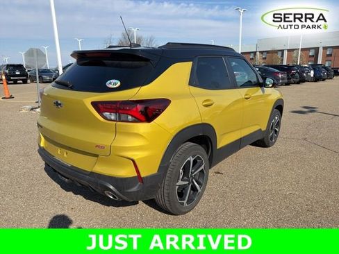 Certified 2023 Chevrolet TrailBlazer RS w/ Sun and Liftgate Package image 3