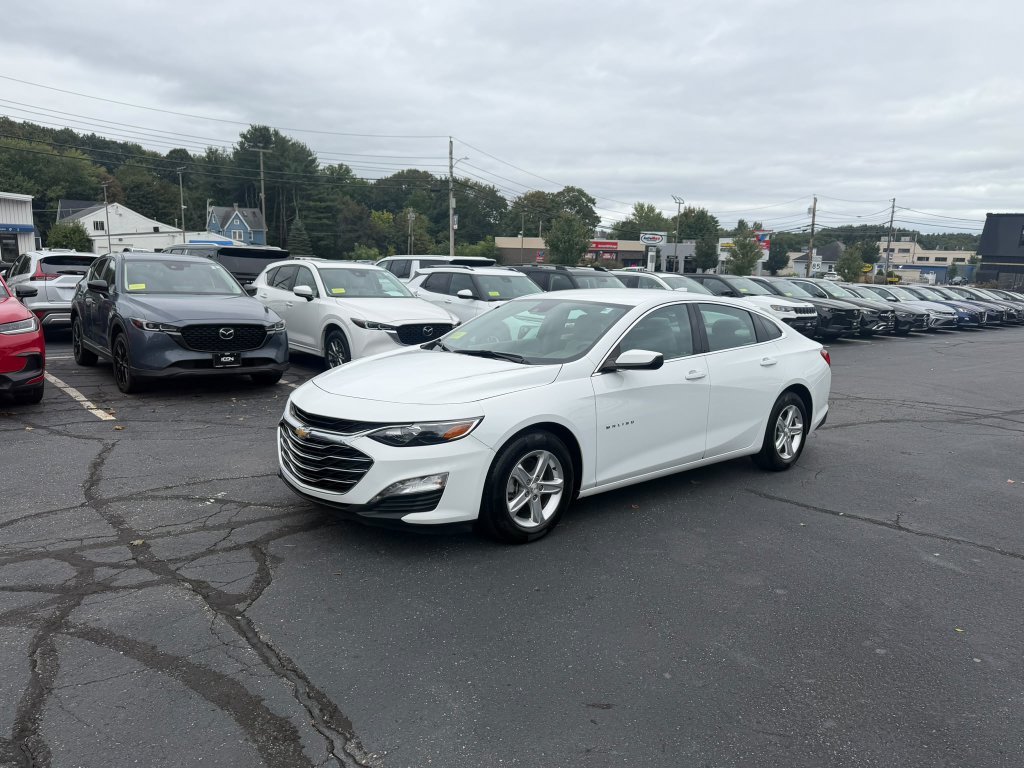 Used 2024 Chevrolet Malibu LT FWD image 1