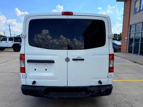 Used 2015 Nissan NV 2500 SV w/ Side & Curtain Airbag Package image 7