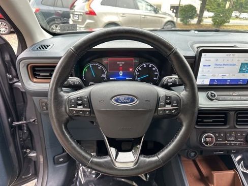 Used 2022 Ford Maverick Lariat w/ Lariat Luxury Package FWD image 21