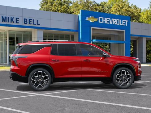 New 2026 Chevrolet Traverse High Country image 6