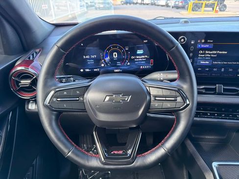 Used 2025 Chevrolet Equinox RS w/ Safety and Technology Package image 14