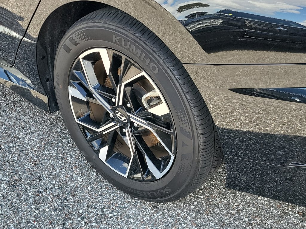Used 2025 Hyundai Sonata SEL FWD image 5