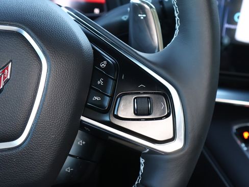 Used 2024 Chevrolet Corvette 2LT w/ Chrome Exterior Badge Package image 18