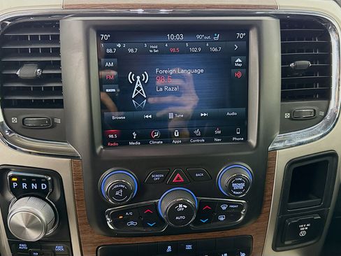 Used 2018 RAM 1500 Laramie w/ Convenience Group image 17