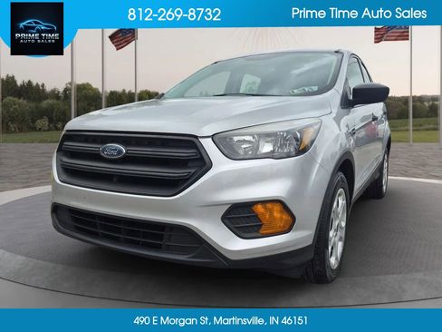 Used 2018 Ford Escape S FWD image 1