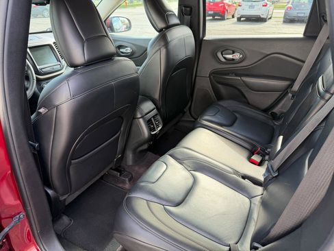 Used 2016 Jeep Cherokee Limited AWD/4WD image 13