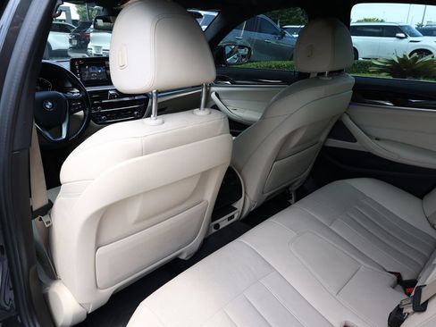 Used 2021 BMW 530i xDrive AWD/4WD image 20