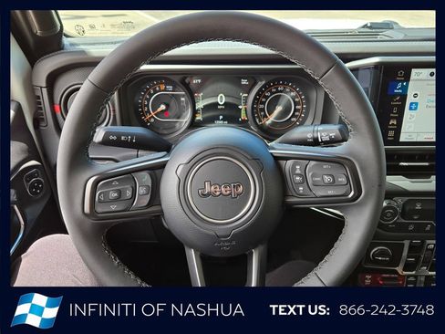 Used 2026 Jeep Gladiator Rubicon AWD/4WD image 18