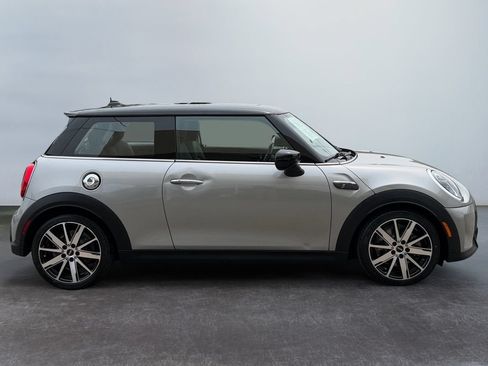 Used 2024 MINI Cooper S FWD image 4