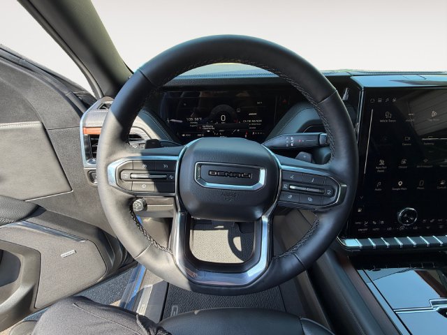 Certified 2026 GMC Yukon XL Denali w/ Sun & Power Step Package AWD/4WD image 13