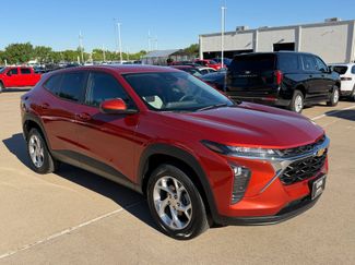 Used 2024 Chevrolet Trax LS w/ LS Convenience Package FWD video 2