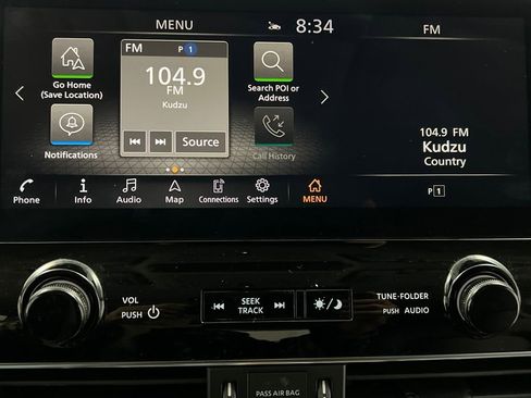 Used 2023 Nissan Armada SL w/ Captain's Chairs Package image 59