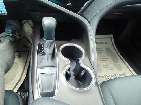 Used 2023 Toyota Camry LE FWD image 27