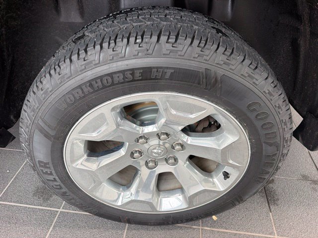 Used 2020 RAM 1500 Big Horn AWD/4WD image 5