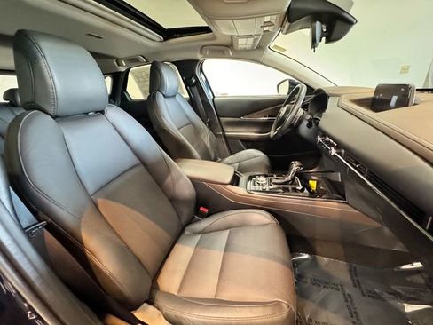 Used 2022 MAZDA CX-30 AWD 2.5 S w/ Premium Package image 26