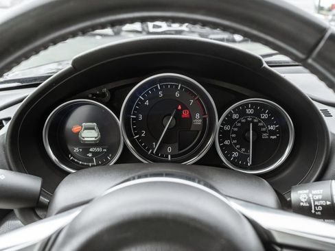 Used 2017 MAZDA MX-5 Miata RF Grand Touring image 11