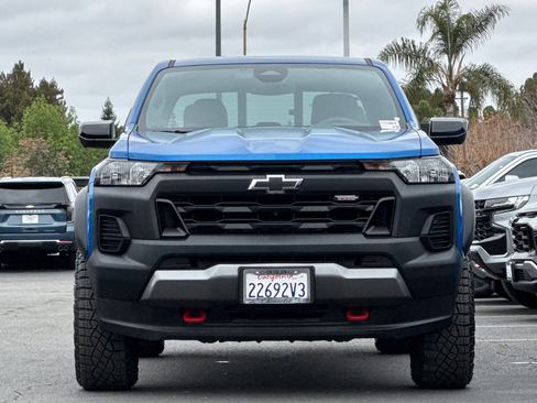 Used 2023 Chevrolet Colorado Trail Boss w/ Technology Package image 10