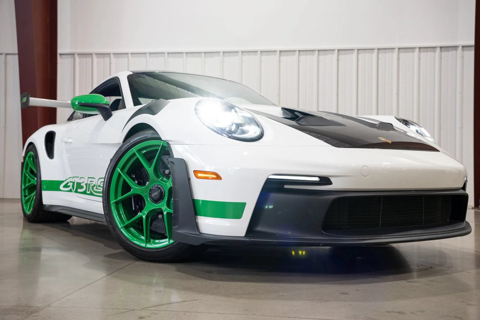 Used 2024 Porsche 911 GT3 RS RWD image 6