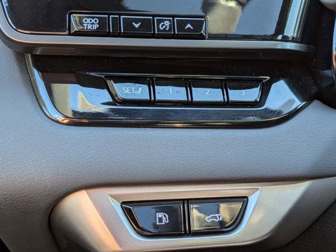 Certified 2023 Lexus RX 350 w/ Luxury Package image 24