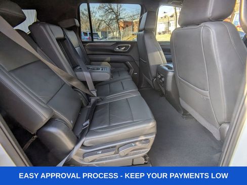 Used 2024 Chevrolet Suburban LT AWD/4WD image 16