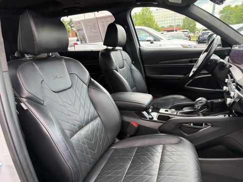 Certified 2024 Kia Telluride SX Prestige X-Line AWD/4WD image 11