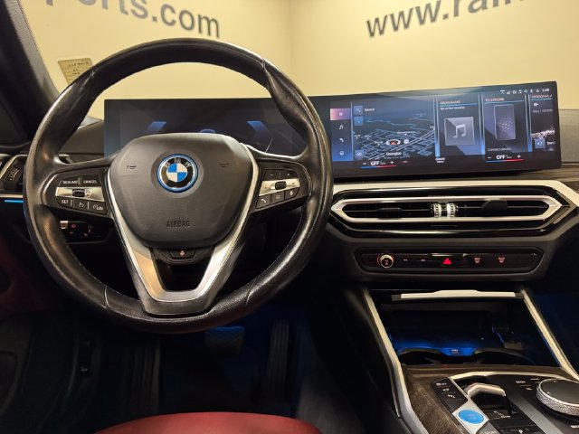 Used 2023 BMW i4 eDrive35 w/ Premium Package RWD image 9