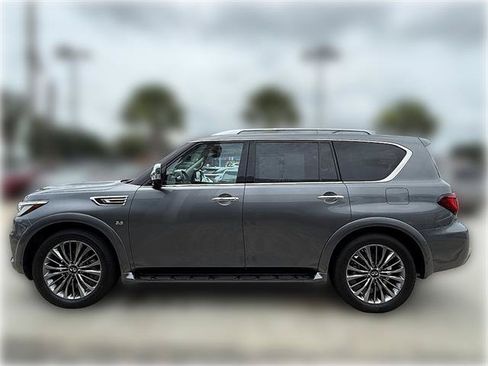 Used 2019 INFINITI QX80 Luxe w/ Proactive Package RWD image 2
