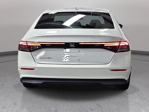 Used 2023 Honda Accord EX image 6