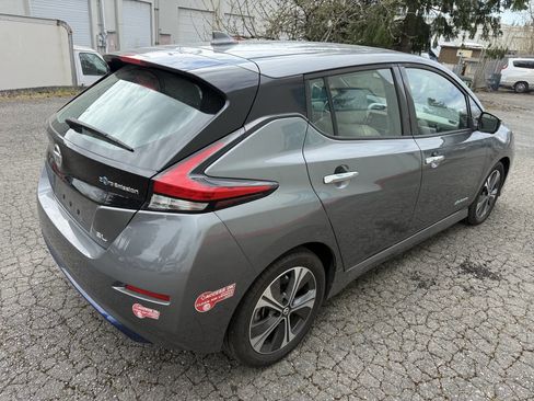Used 2018 Nissan Leaf SL w/ SL Technology Package image 6