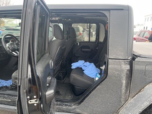 Used 2020 Jeep Gladiator Mojave w/ LED Lighting Group image 10