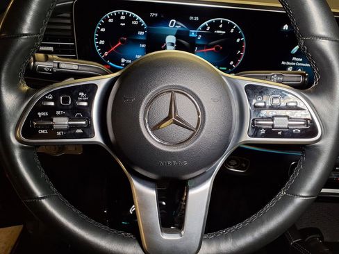 Used 2022 Mercedes-Benz GLS 450 4MATIC image 7